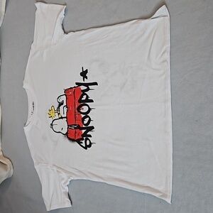 Peanuts Snoopy TShirt sz M White Snoopy graphic front and back  NWT
